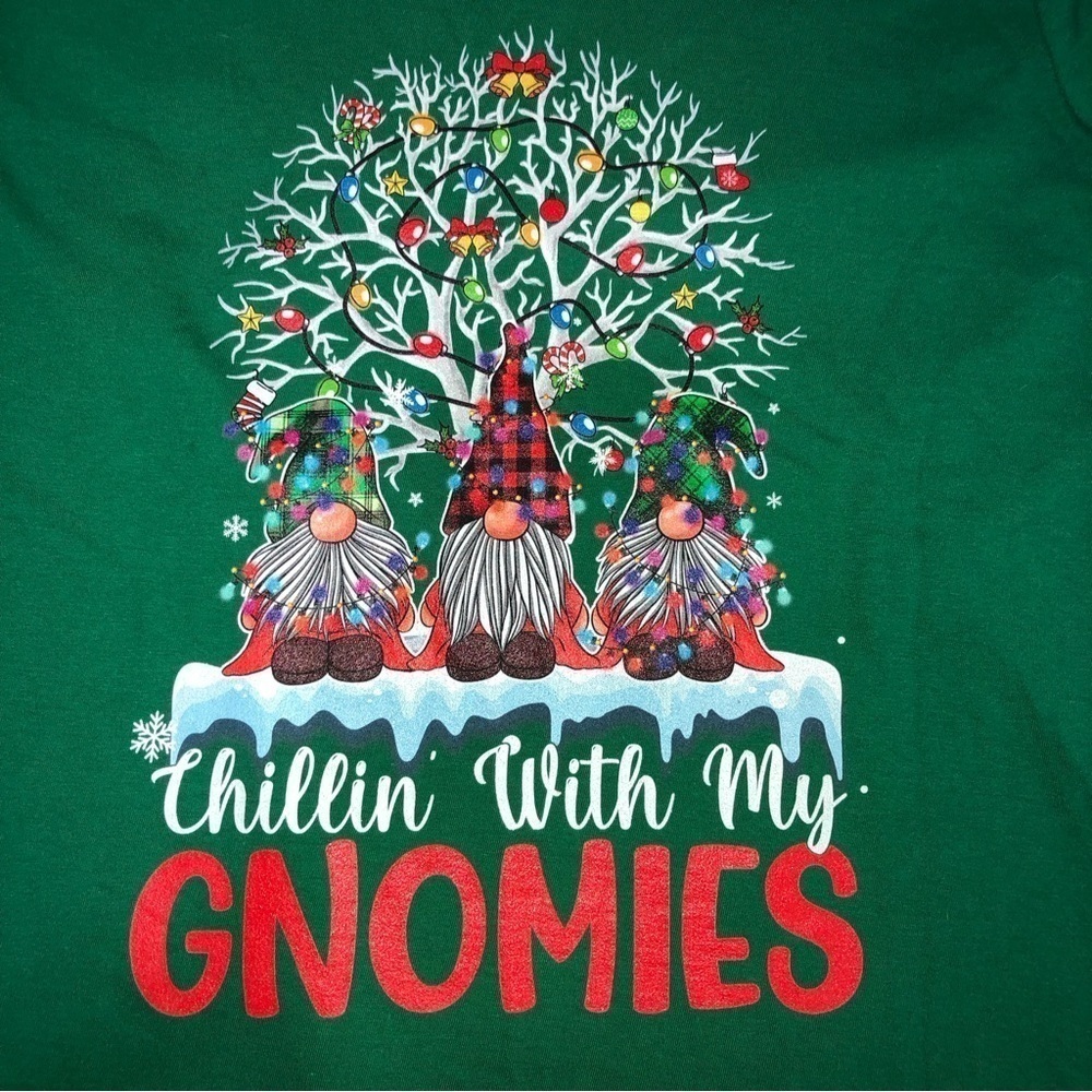 Christmas Shirt Size Large Chillin With My Gnomies Graphic Short Sleeve Green - Picture 6 of 6